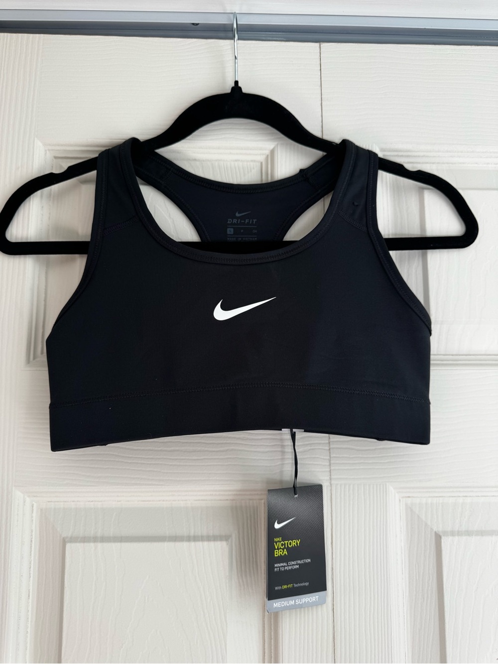 (NWT) Nike Black Victory Medium-Support Dri-FIT Sports Bra
